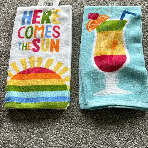 Colorful Kitchen Towels Set - Picture 2 of 3